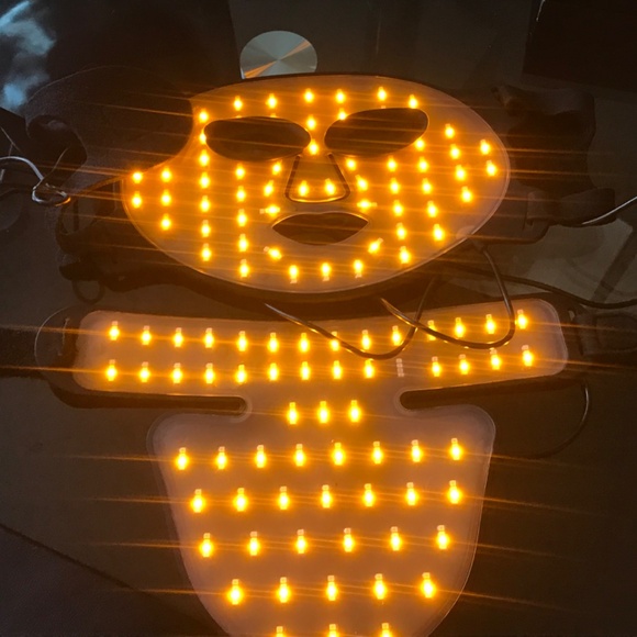 Face & Neck Red, Blue & Yellow lights $55 - Picture 9 of 16